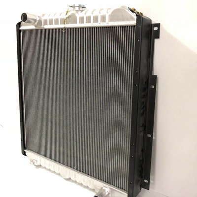 Réservoir d'eau de radiateur de pièces de rechange de Hydraulic Main Pump d'excavatrice pour E320 CAT Engine