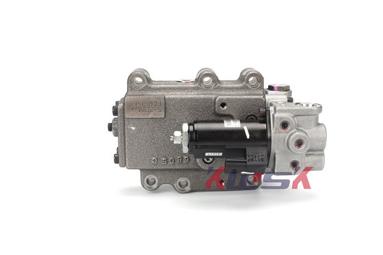 Le régulateur Kobelco Sk350-8 SK330-8 S-0EZ1-V 6 de la pompe K3V140 hydraulique se tient