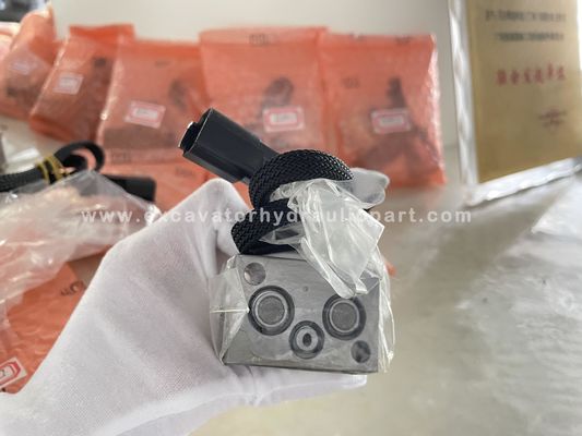 Soupape de sécurité principale hydraulique de Hydraulic Solenoid Valve d'excavatrice de PC200-7 PC200-8